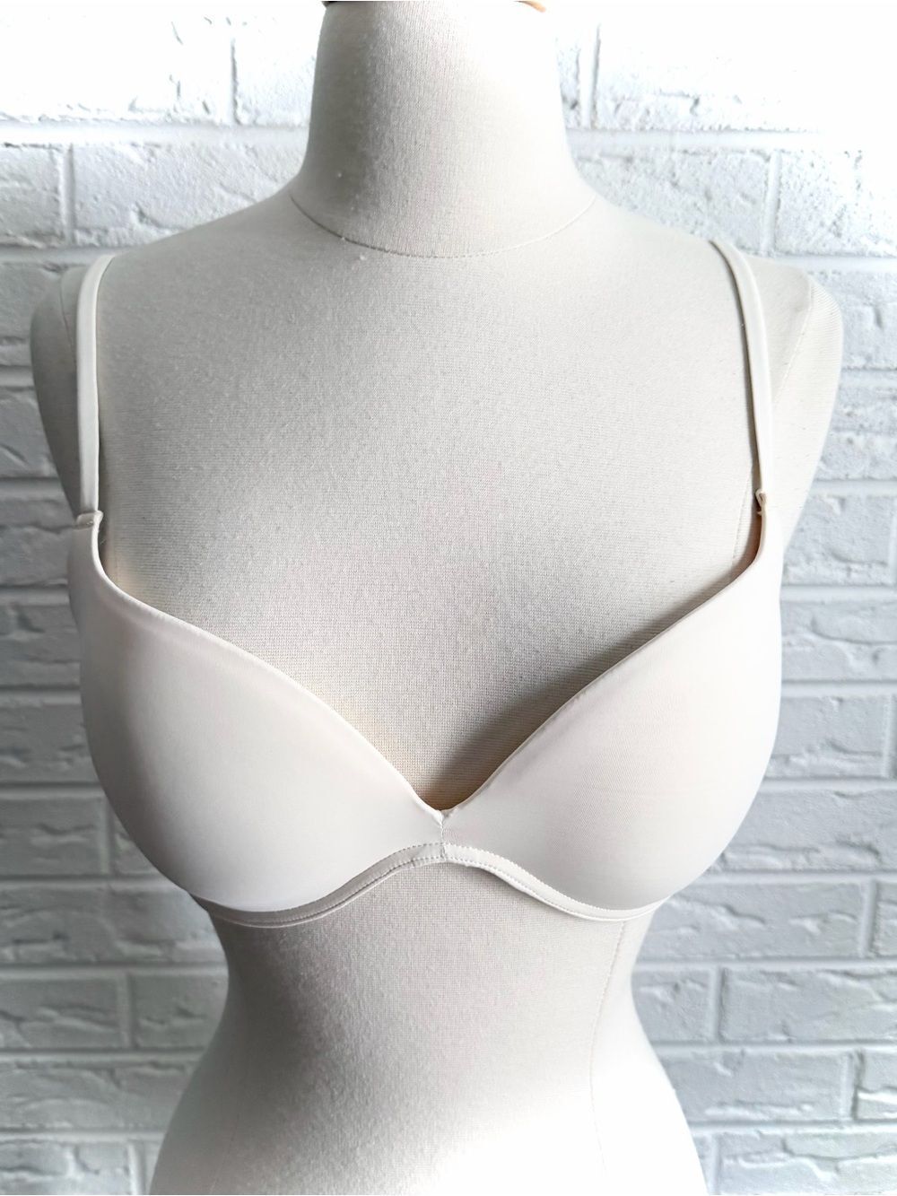 PEPPER Wireless Bra Buff Size 38B